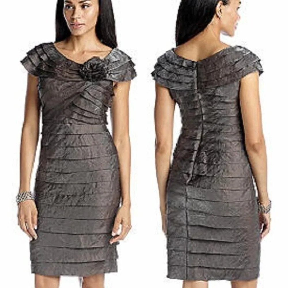 London Times Layered Pleated Dress Size 4
